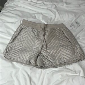 Athleta Gray Chevron Athletic Shorts Relaxed Fit